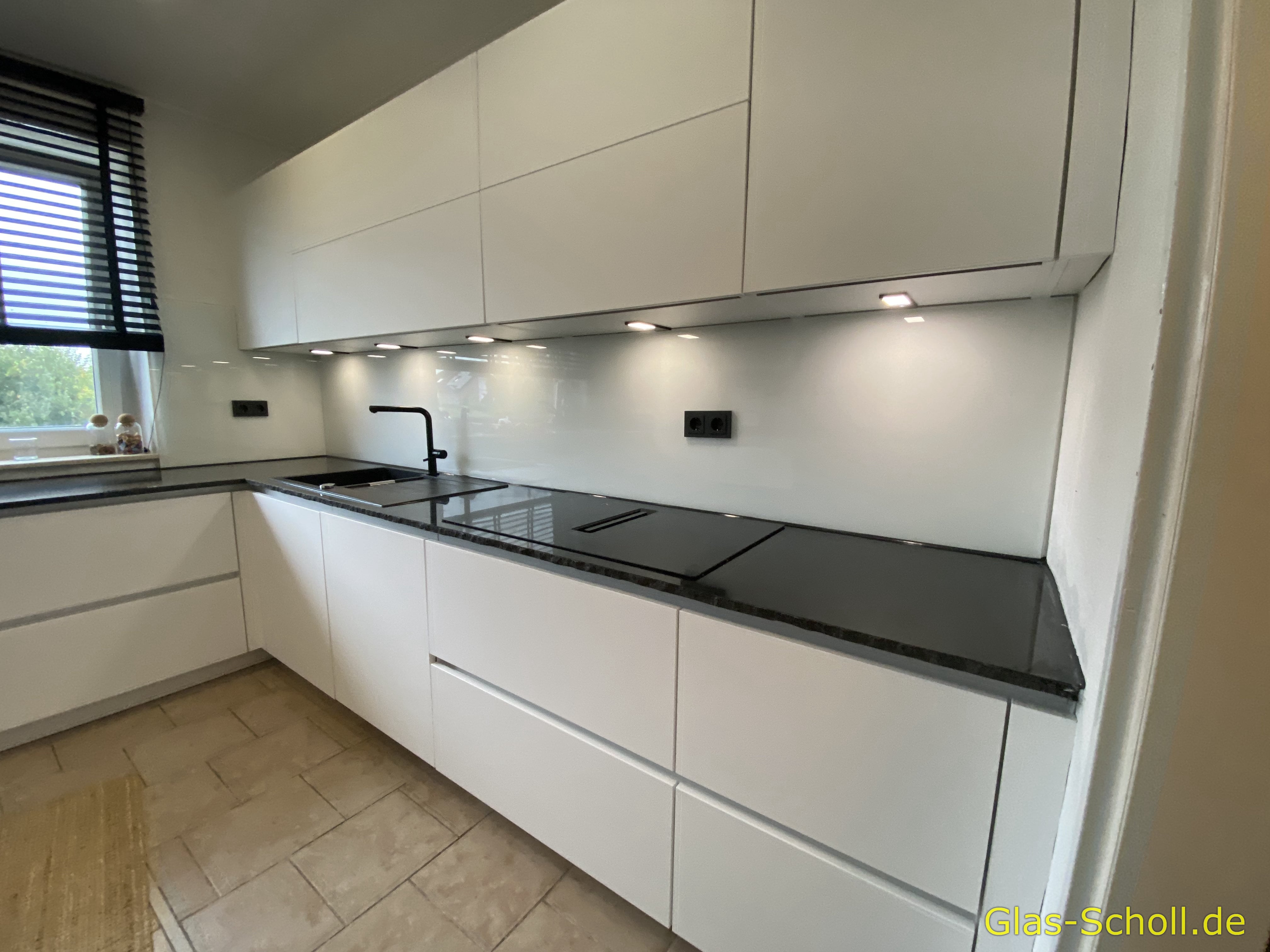 Küchen-Glas-Rückwände von www.glas-scholl.de